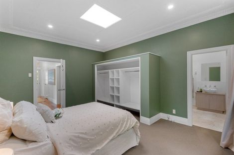 Photo of property in 13 Marion Street, Macandrew Bay, Dunedin, 9014