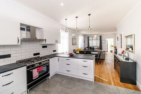 Photo of property in 96 Alma Road, Gonville, Whanganui, 4501