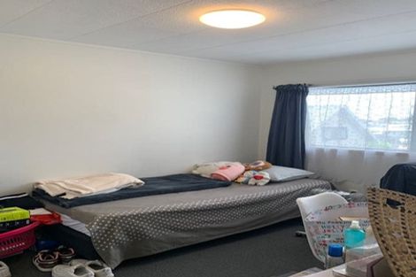 Photo of property in 2/15 Wilkie Place, Mount Wellington, Auckland, 1060