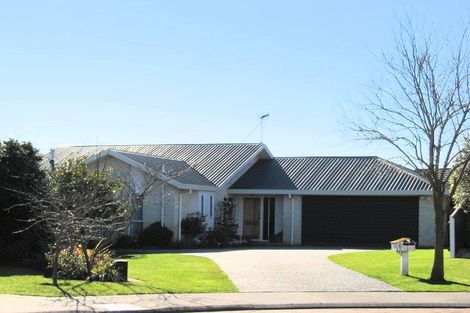 Photo of property in 14 Kingsgate Close, Havelock North, 4130