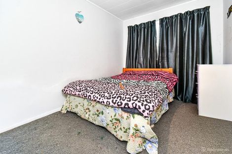 Photo of property in 12a John Walker Drive, Manurewa, Auckland, 2102