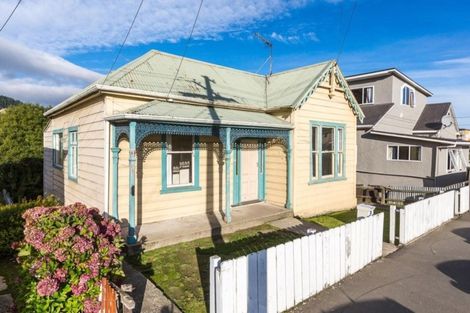 Photo of property in 113 Harbour Terrace, North Dunedin, Dunedin, 9016