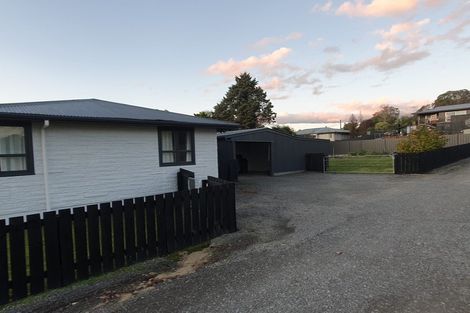 Photo of property in 47 Great North Road, Waipawa, 4210