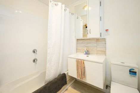 Photo of property in 67a Dundas Road, Sanson, 4817