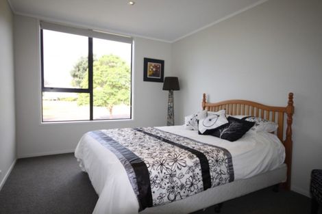 Photo of property in 42 Vista Paku, Pauanui, Hikuai, 3579