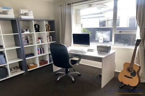 Photo of property in 2/19 Salford Avenue, Redwood, Christchurch, 8051