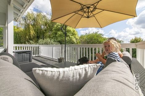 Photo of property in 14 Elliot Street, Riverhead, 0820