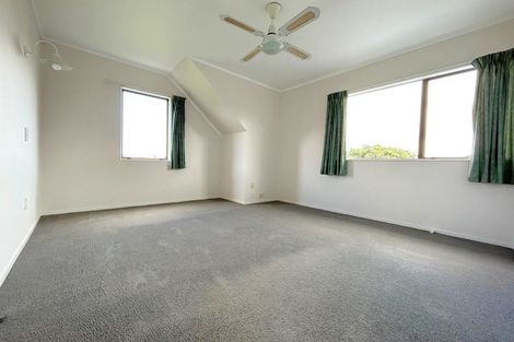 Photo of property in 2/14 Bramley Drive, Farm Cove, Auckland, 2012