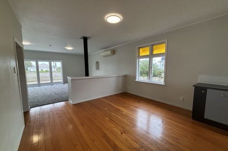 Photo of property in 66 Helvetia Road, Pukekohe, 2120