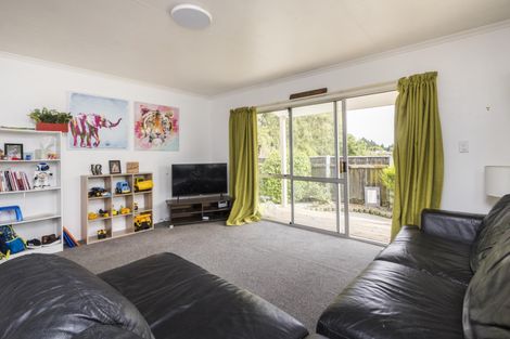 Photo of property in 38 Newton Place, Westbrook, Palmerston North, 4412