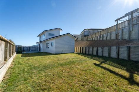 Photo of property in 71 Grenada Drive, Grenada Village, Wellington, 6037