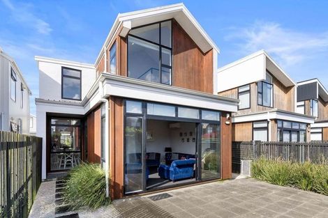 Photo of property in 3 Courage Road, Papakura, 2110