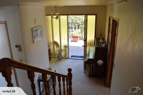 Photo of property in 1/48 East Coast Road, Milford, Auckland, 0620