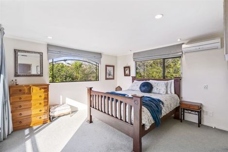 Photo of property in 23 Hogarth Rise, West Harbour, Auckland, 0618