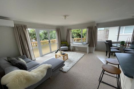 Photo of property in 22 Kayeleen Place, Cockle Bay, Auckland, 2014