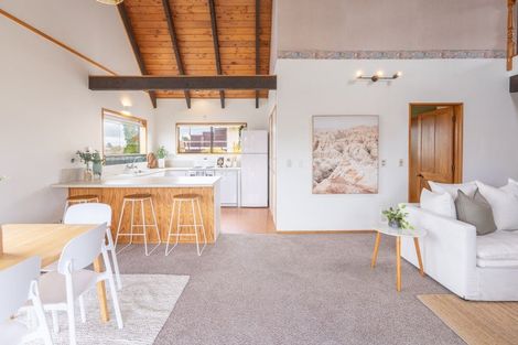 Photo of property in 204 Cambridge Road, Bethlehem, Tauranga, 3110
