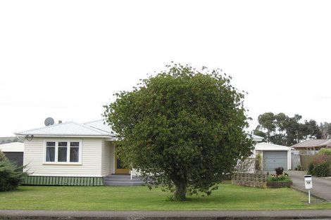 Photo of property in 12 Woburn Street, Waipukurau, 4200