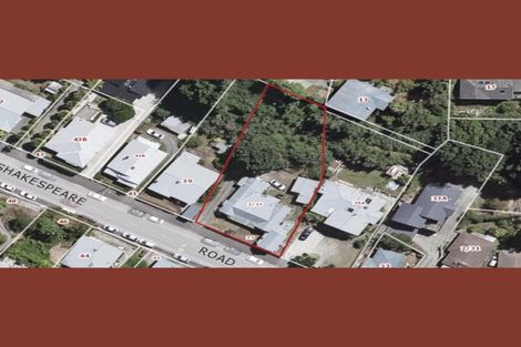 Photo of property in 37 Shakespeare Road, Bluff Hill, Napier, 4110