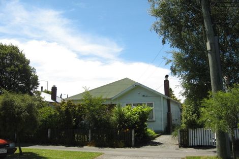 Photo of property in 50 Woodville Street, Edgeware, Christchurch, 8013