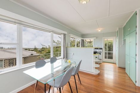 Photo of property in 19 Rangiora Terrace, Tahunanui, Nelson, 7011