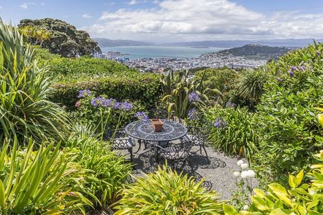 Photo of property in 55 Mitchell Street, Brooklyn, Wellington, 6021