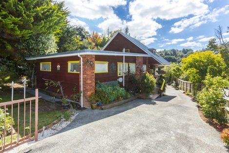 Photo of property in 4 Goodwin Place, Pinehaven, Upper Hutt, 5019