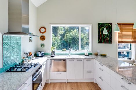 Photo of property in 18 Lucknow Terrace, Hospital Hill, Napier, 4110