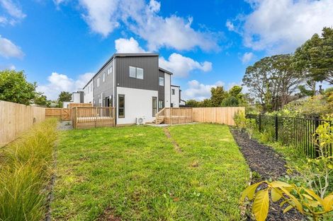 Photo of property in 40f Evelyn Place, Hillcrest, Auckland, 0627
