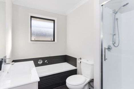 Photo of property in 19 Batty Street, Papamoa Beach, Papamoa, 3118