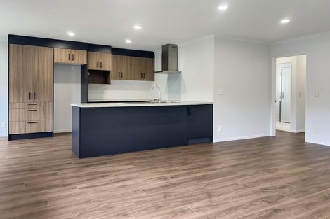 Photo of property in 121 Queens Road, Waikanae Beach, Waikanae, 5036