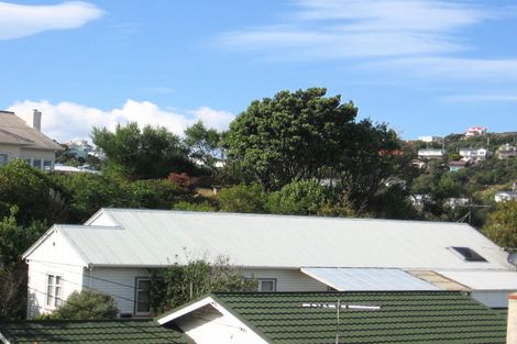 Photo of property in 120 Tauhinu Road, Miramar, Wellington, 6022
