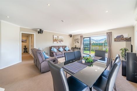 Photo of property in 30a Miro Street, Trentham, Upper Hutt, 5018