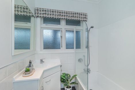 Photo of property in 203 Bath Street, Levin, 5510