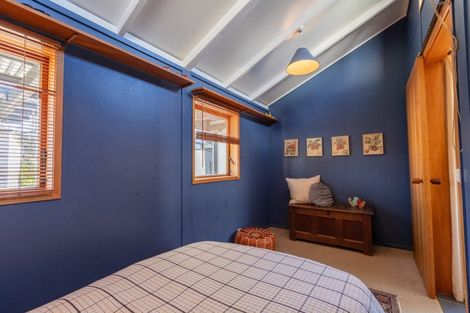 Photo of property in 17 Domain Road, Waipawa, 4210