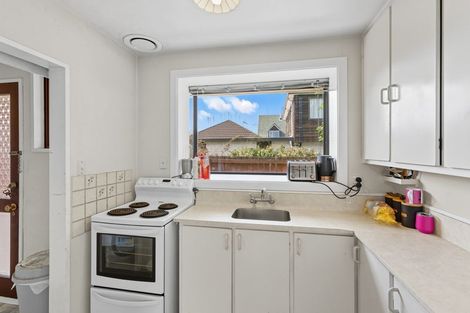 Photo of property in 12 Harkness Place, Avonhead, Christchurch, 8042