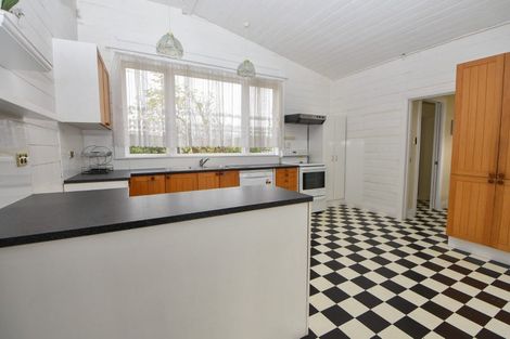 Photo of property in 143 High Street North, Carterton, 5713