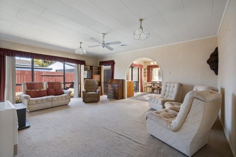 Photo of property in 12 Cargill Grove, Kelvin Grove, Palmerston North, 4414
