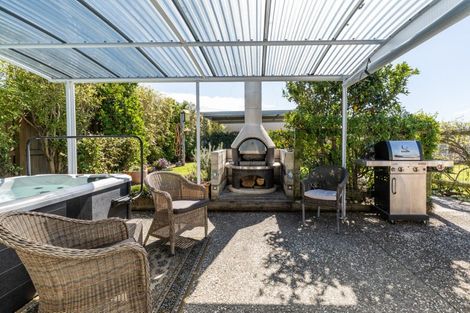 Photo of property in 39a Harper Road, Waimarama, Havelock North, 4294