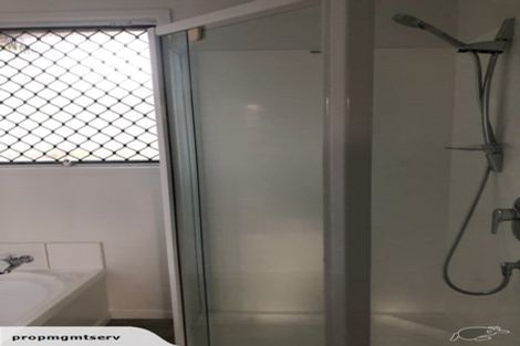 Photo of property in 18 Newham Place, Henderson, Auckland, 0612