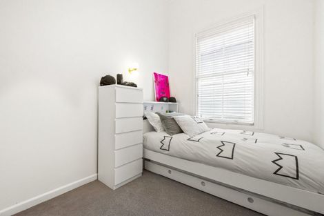 Photo of property in 33 Sentinel Road, Herne Bay, Auckland, 1011