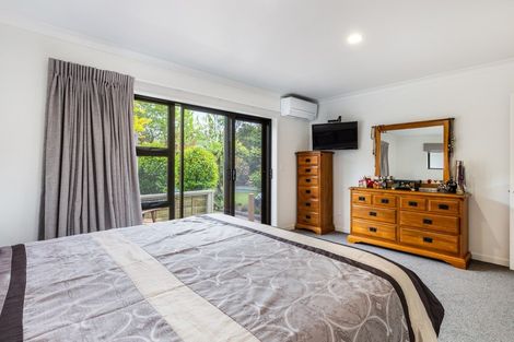 Photo of property in 4 Shera Street, Acacia Bay, Taupo, 3330