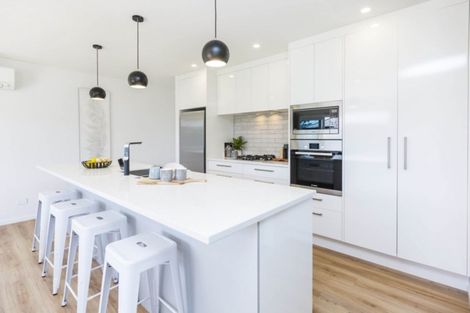 Photo of property in 4 Te Punga Road, Wallaceville, Upper Hutt, 5018