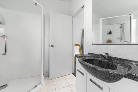 Photo of property in 2/2 Rhodes Fall, Rangatira Park, Taupo, 3330