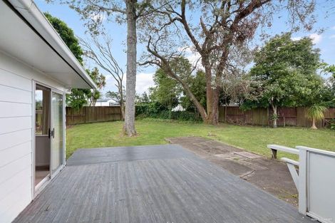 Photo of property in 27 Chislehurst Street, Henderson, Auckland, 0612