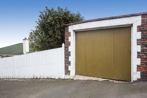 Photo of property in 1 Oakland Street, Andersons Bay, Dunedin, 9013