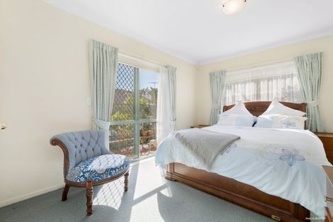 Photo of property in 3a Waiohua Road, Greenlane, Auckland, 1061