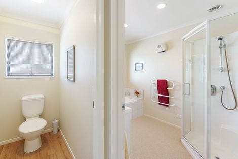 Photo of property in 31 Campion Road, Waikanae Beach, Waikanae, 5036