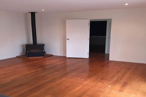 Photo of property in 34 Chesley Place, Half Moon Bay, Auckland, 2012