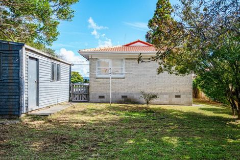 Photo of property in 2/219 Swanson Road, Henderson, Auckland, 0610