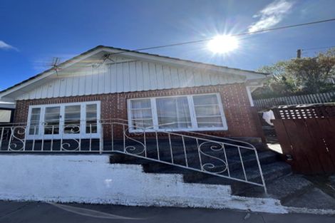 Photo of property in 13a Romney Square, Tawa, Wellington, 5028